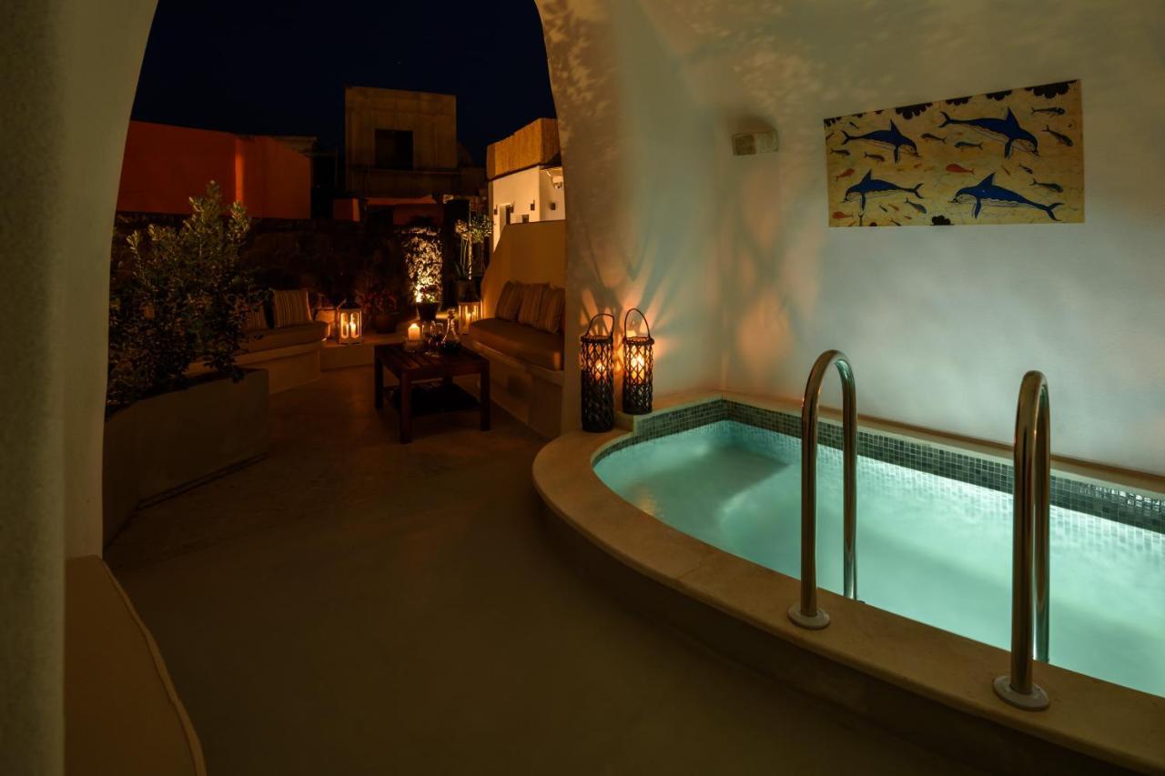 White Dream Suites Fira  Exterior foto
